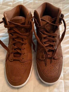 Women’s Nike Hightop